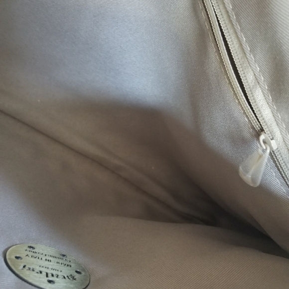 🍁New to the closet🍁 NWOT Pratesi Firenze Genuine Leather clutch - Picture 8 of 9